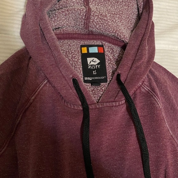 Rusty Hoodie With Earbuds  (Idk If They Hook Up) - Picture 9 of 10
